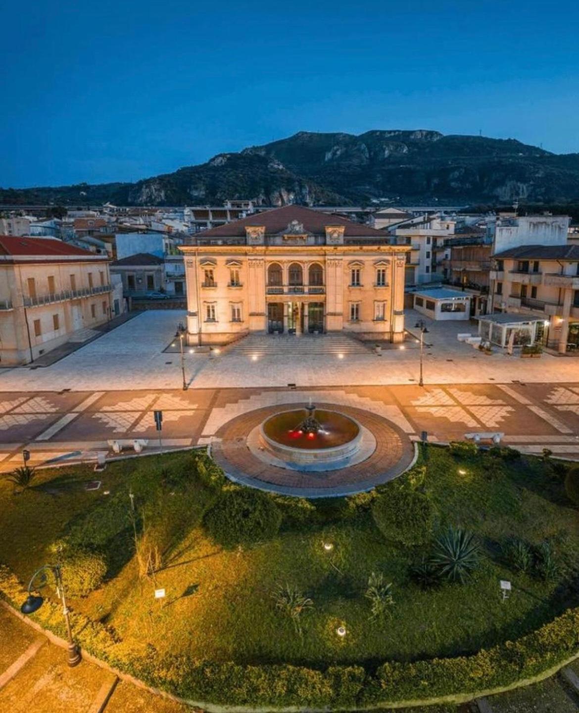 Appartamento Vista Isole Eolie Acquedolci Bagian luar foto